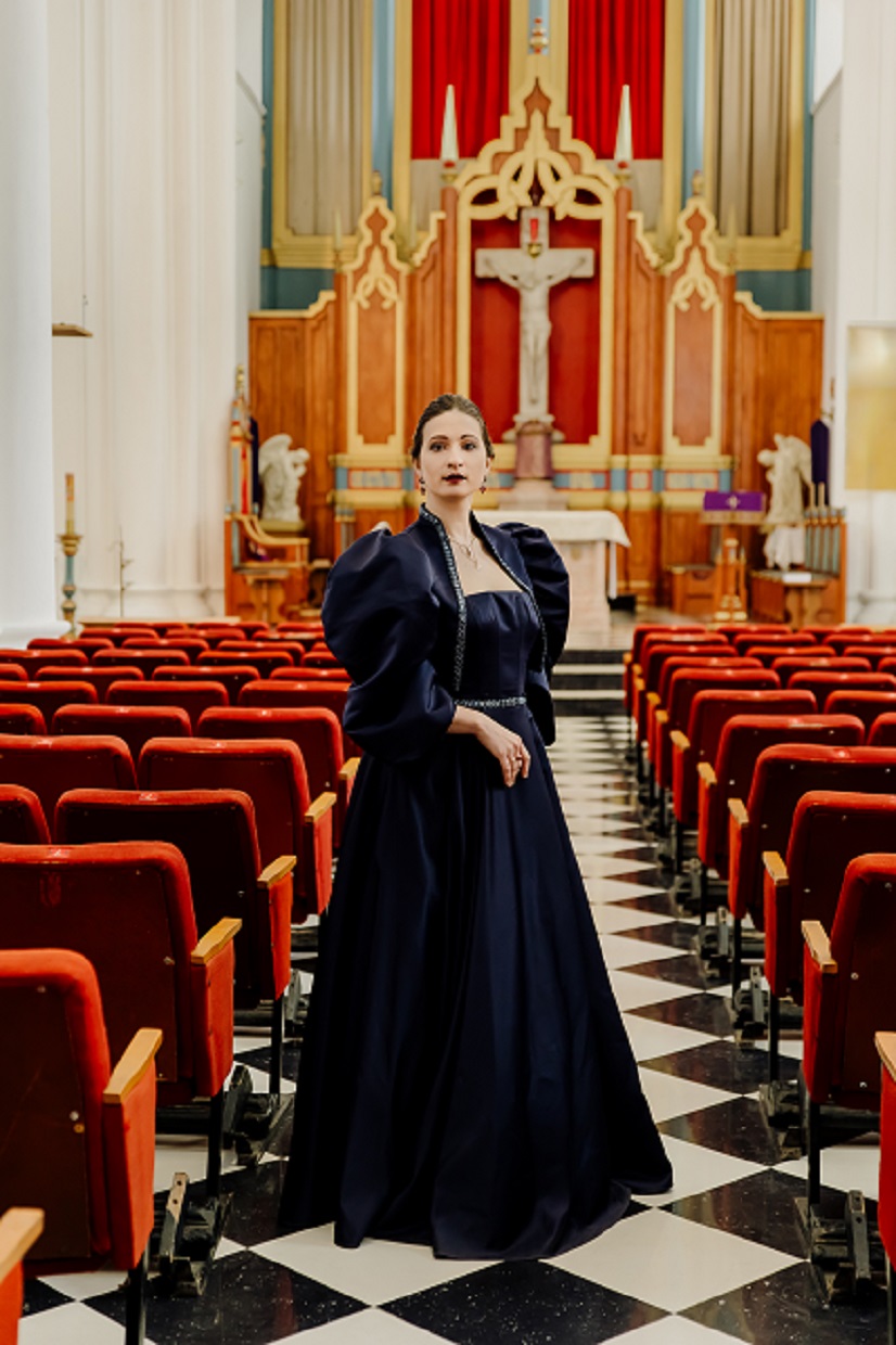 Varvara Komarovskaya (soprano)